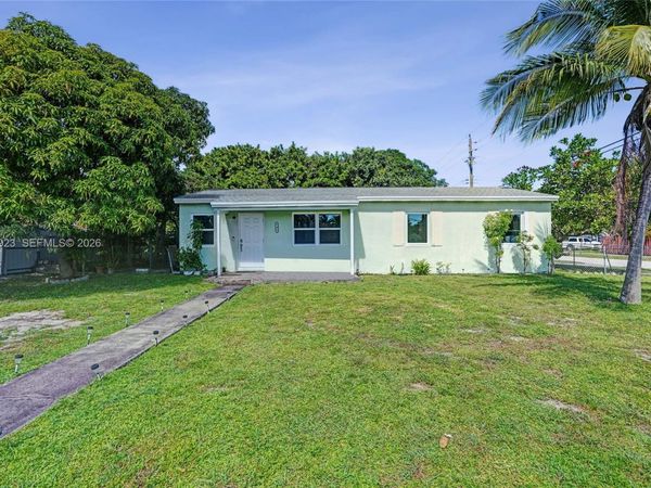 301 NW 190th Street, Miami Gardens, FL 33169