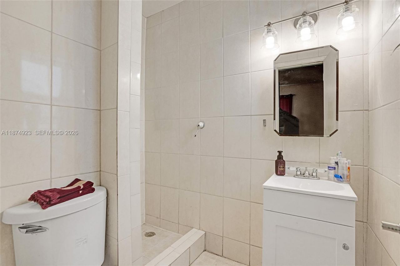 301 NW 190th Street, Miami Gardens, FL 33169 Photo