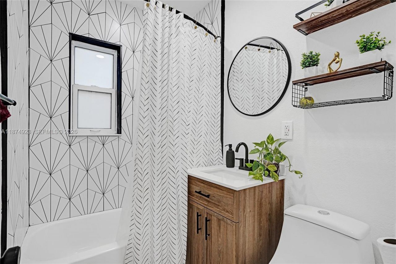 301 NW 190th Street, Miami Gardens, FL 33169 Photo