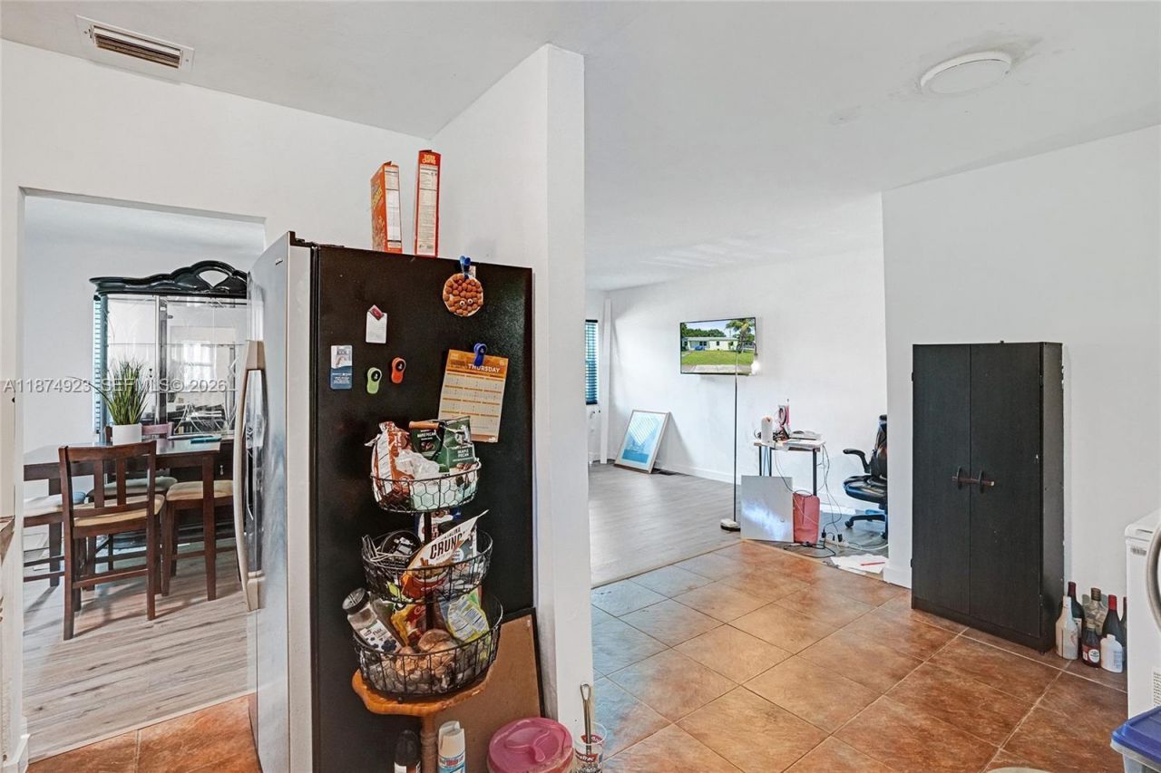 301 NW 190th Street, Miami Gardens, FL 33169 Photo