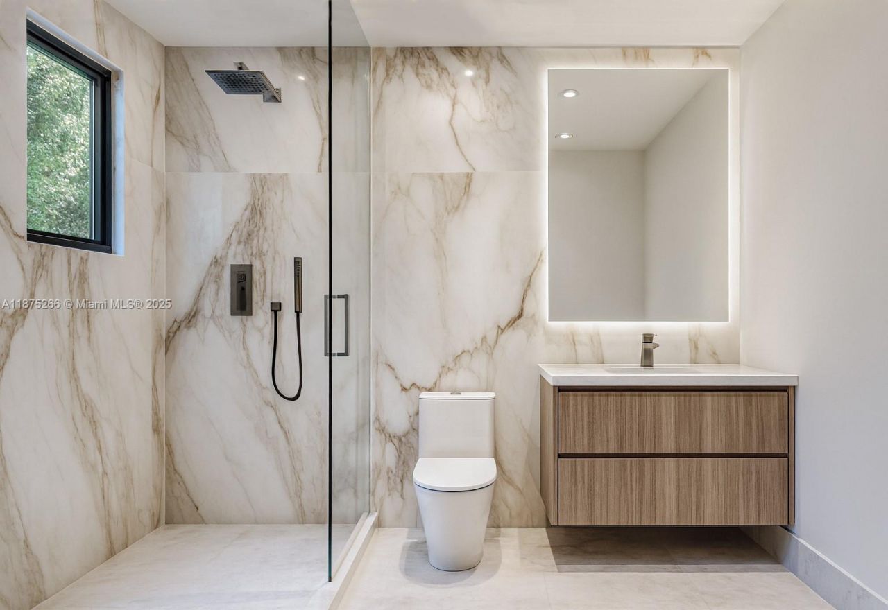 927 SW 7th St, Fort Lauderdale, FL 33315 Photo