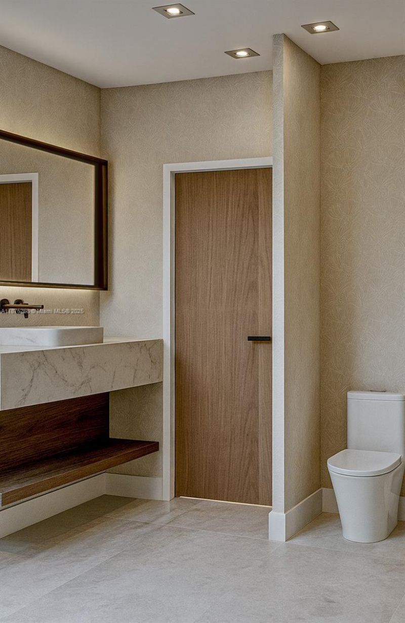 927 SW 7th St, Fort Lauderdale, FL 33315 Photo