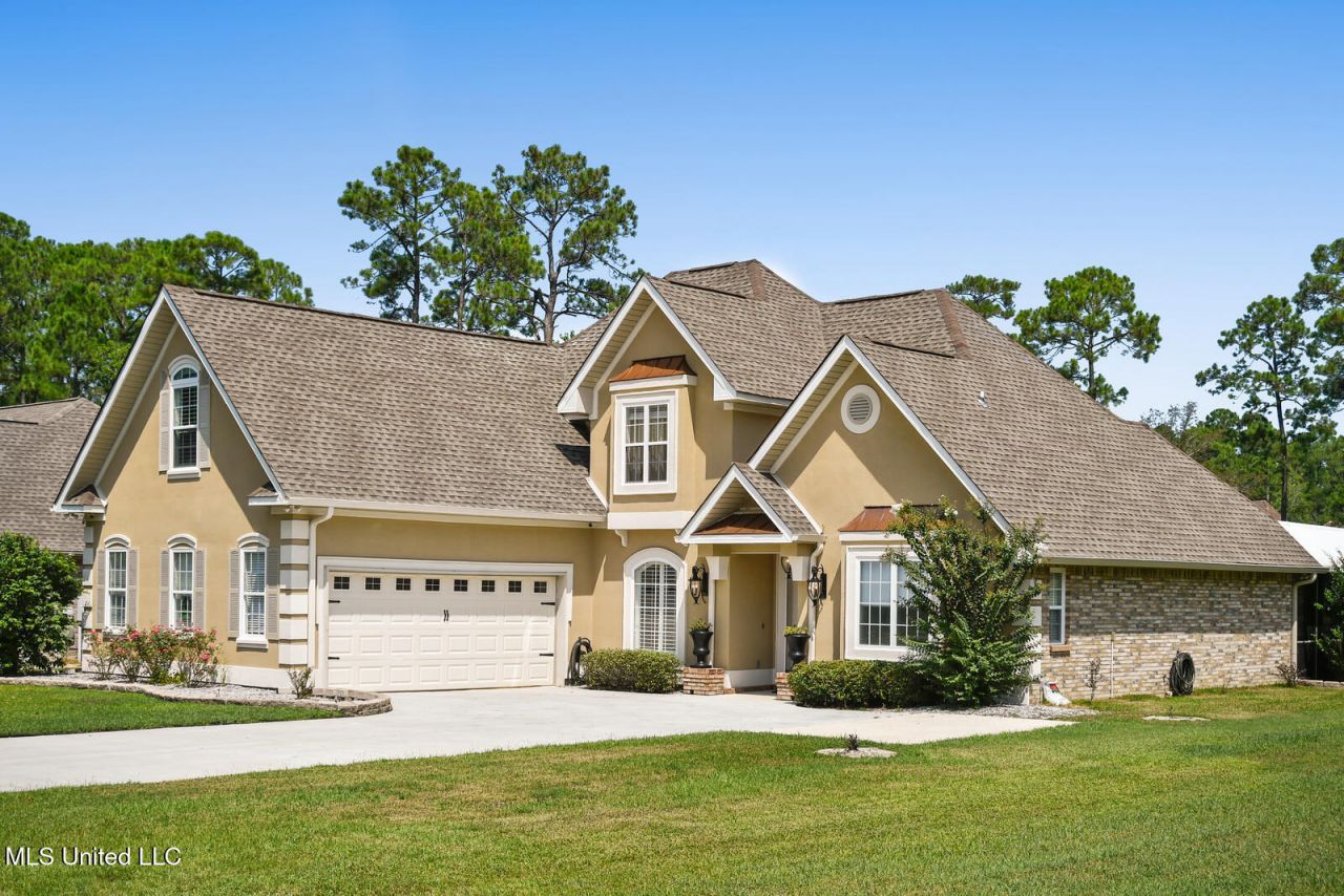 7555 Mahalo Hui Drive, Diamondhead, MS 39525 Main Photo