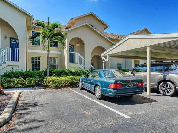 8390 WINGATE DRIVE, Unit 521, SARASOTA, FL 34238