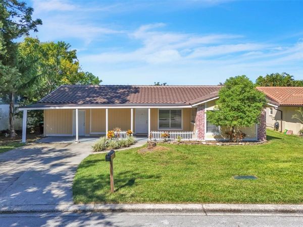 10626 DEERGRASS LANE, ORLANDO, FL 32821