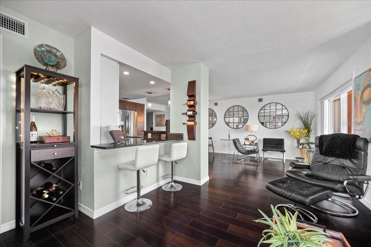 1120 N Shore Drive Ne, Unit 802, Saint Petersburg, FL 33701 Photo