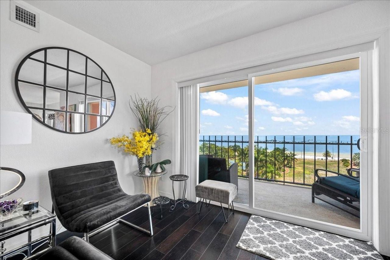 1120 N Shore Drive Ne, Unit 802, Saint Petersburg, FL 33701 Photo