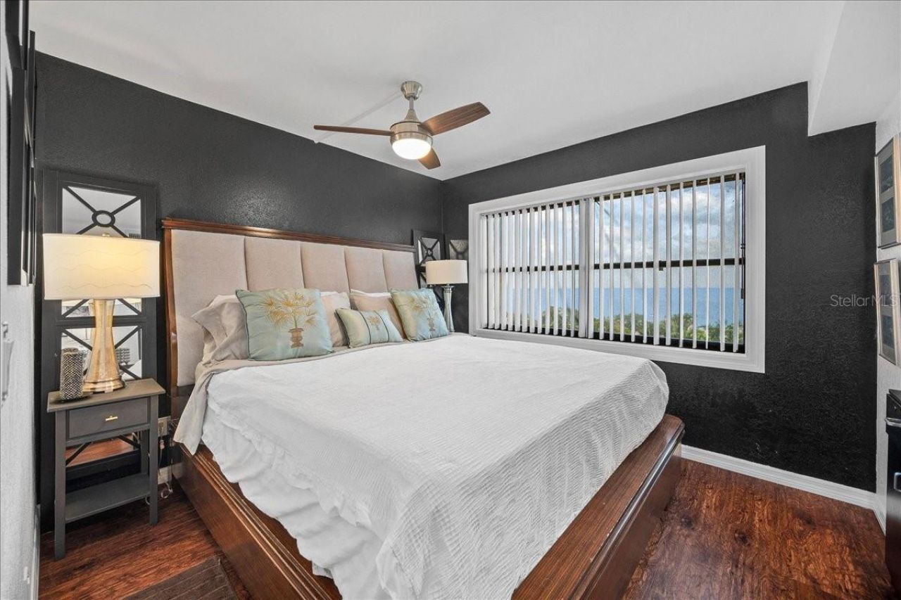 1120 N Shore Drive Ne, Unit 802, Saint Petersburg, FL 33701 Photo