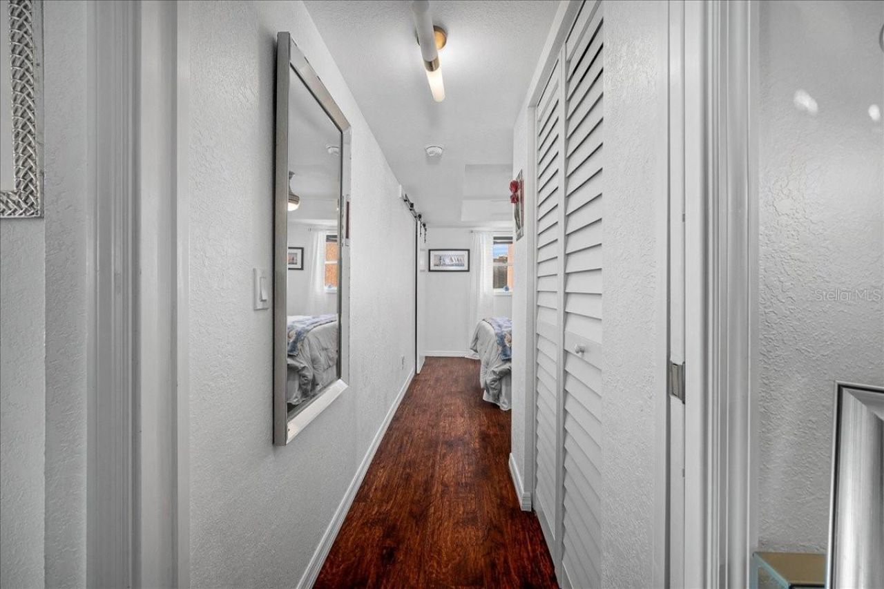 1120 N Shore Drive Ne, Unit 802, Saint Petersburg, FL 33701 Photo