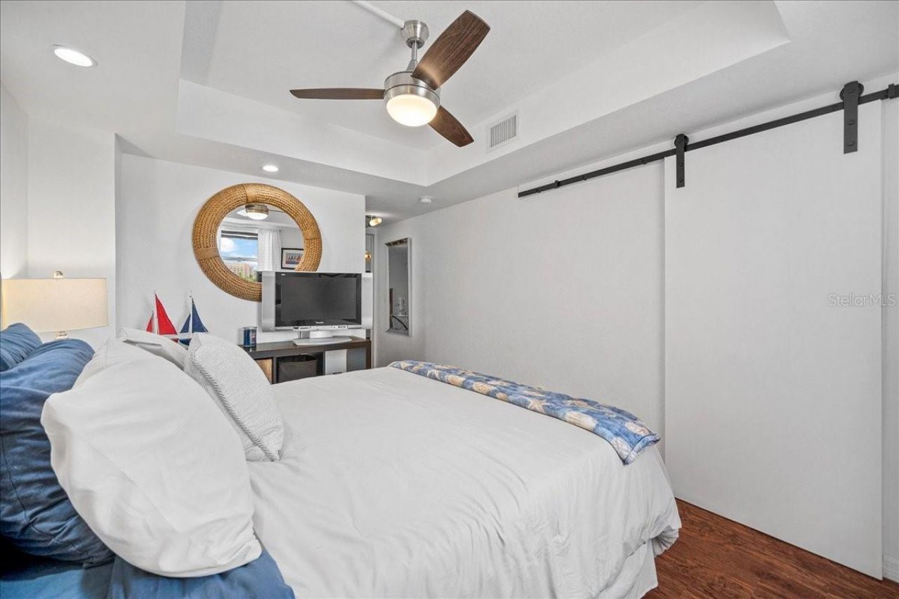 1120 N Shore Drive Ne, Unit 802, Saint Petersburg, FL 33701 Photo