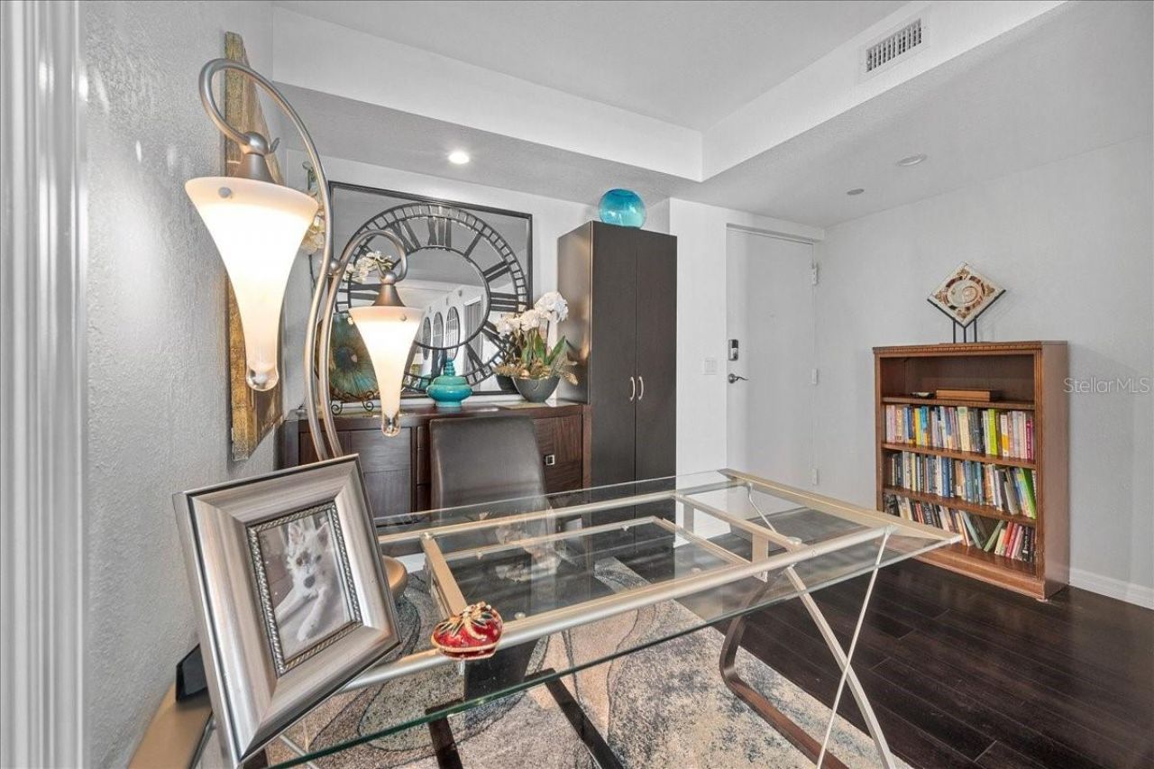 1120 N Shore Drive Ne, Unit 802, Saint Petersburg, FL 33701 Photo