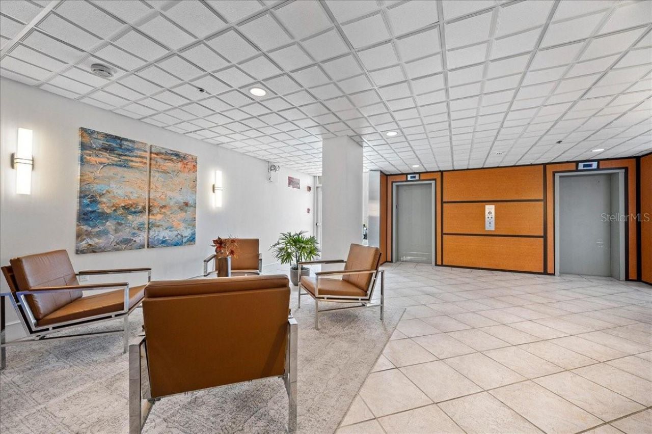 1120 N Shore Drive Ne, Unit 802, Saint Petersburg, FL 33701 Photo