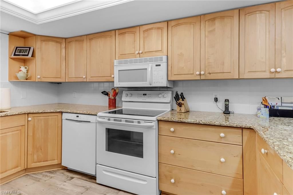4396 Bowsprit Ct, Unit 2E, Fort Myers, FL 33919 Photo
