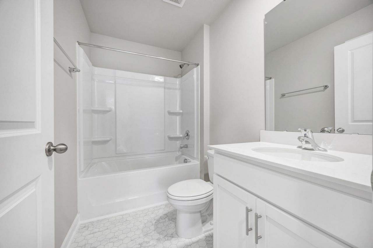 139 Sprocket Road Photo 22