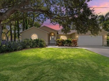 13734 76TH AVENUE, SEMINOLE, FL 33776