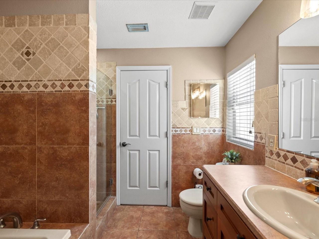 13734 76th Avenue, Seminole, FL 33776 Photo