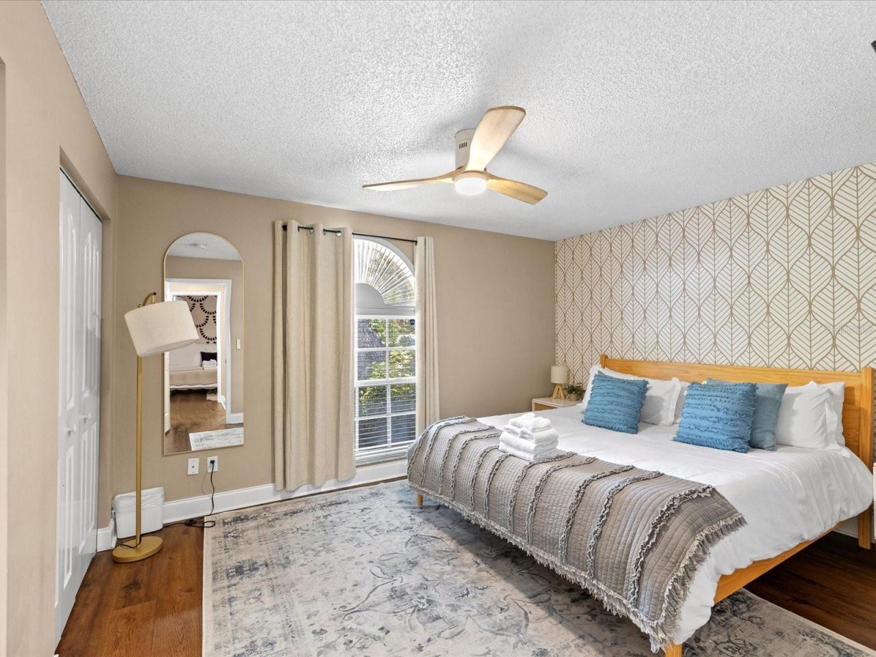 13734 76th Avenue, Seminole, FL 33776 Photo