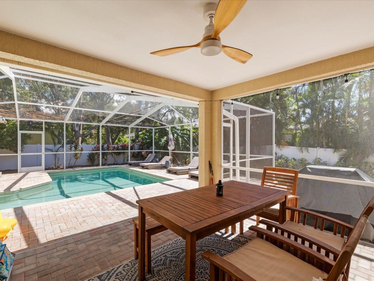 13734 76th Avenue, Seminole, FL 33776 Photo