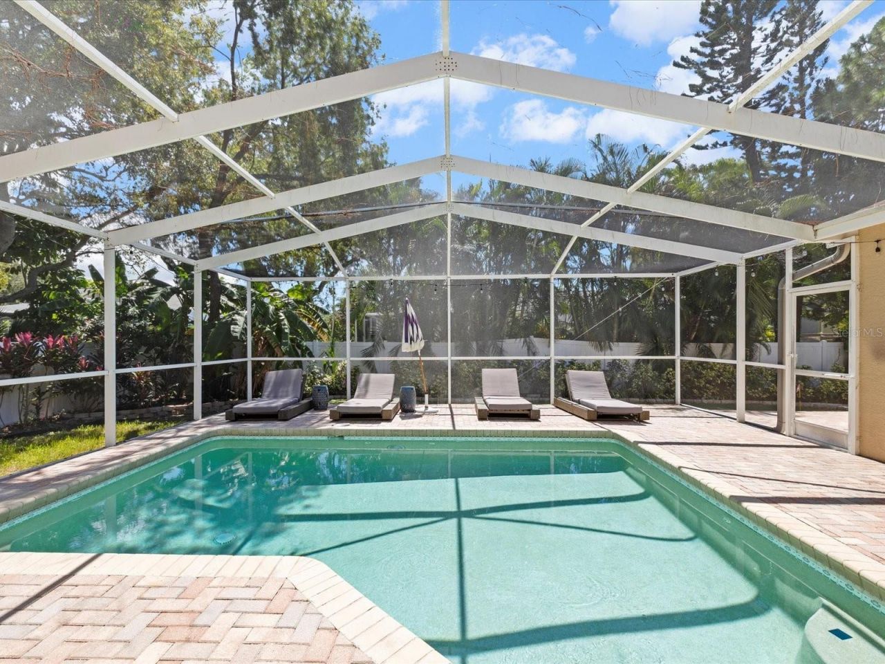 13734 76th Avenue, Seminole, FL 33776 Photo