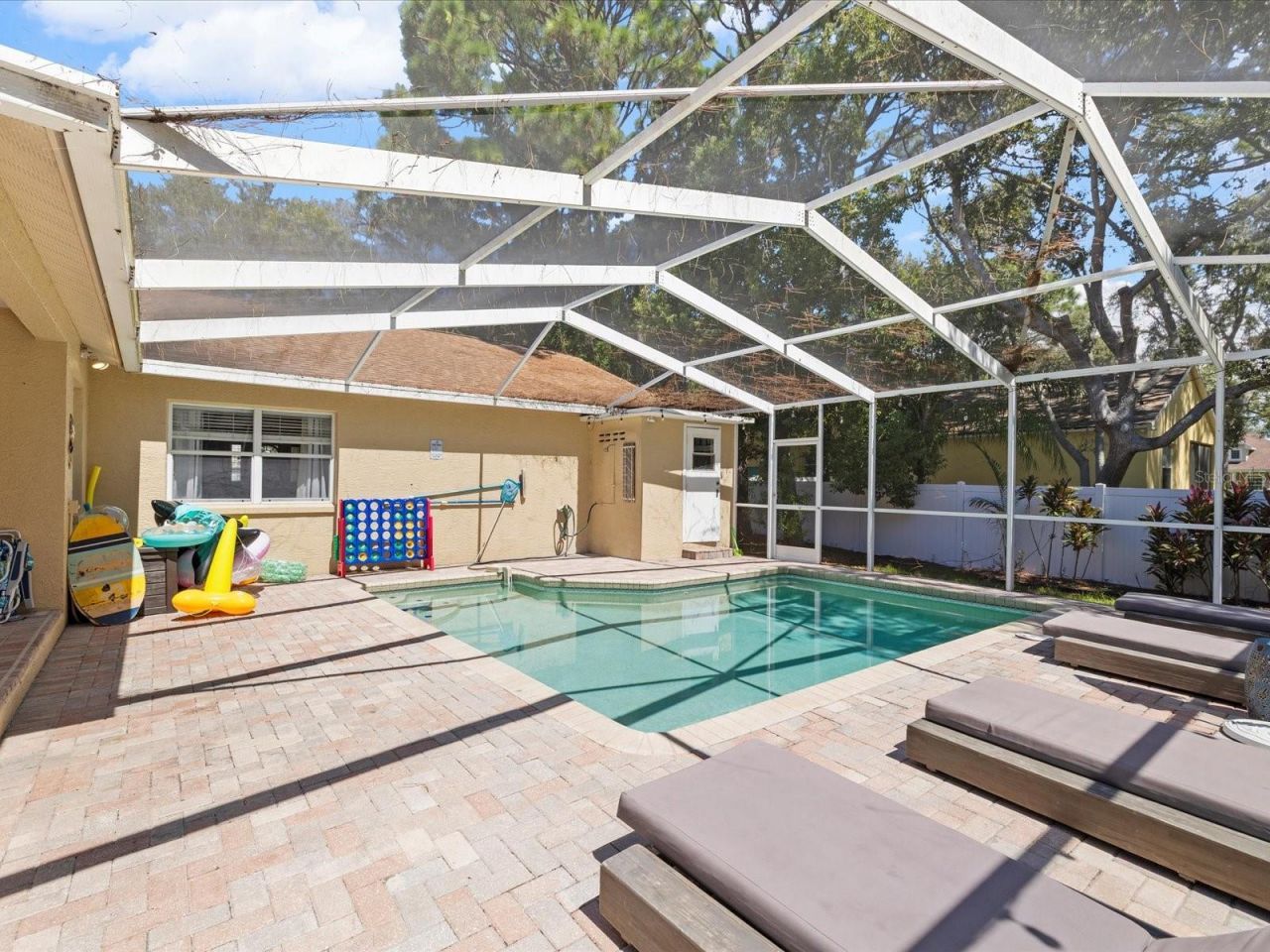 13734 76th Avenue, Seminole, FL 33776 Photo