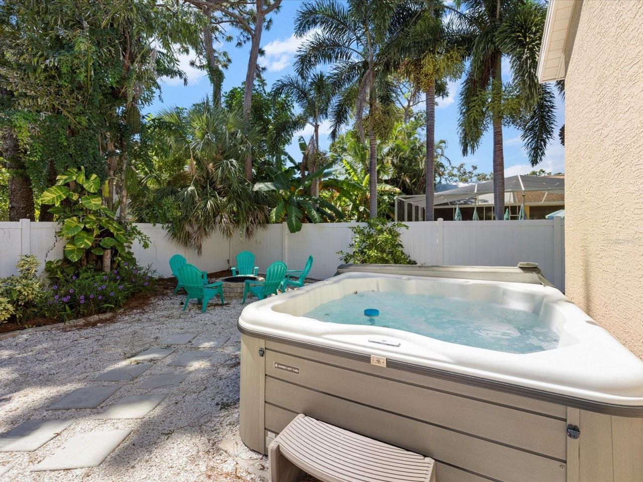 13734 76th Avenue, Seminole, FL 33776 Photo