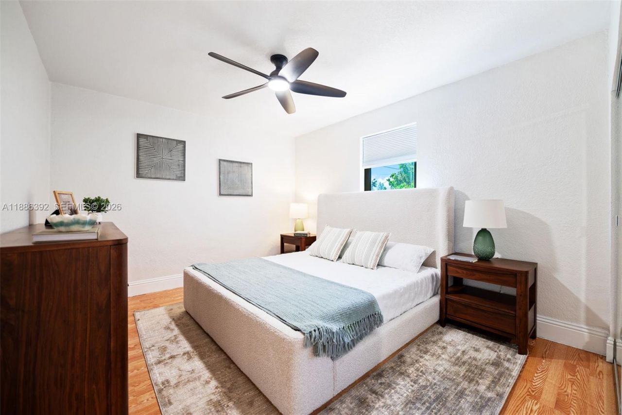 944 SW 10th Ave, Miami, FL 33130 Photo