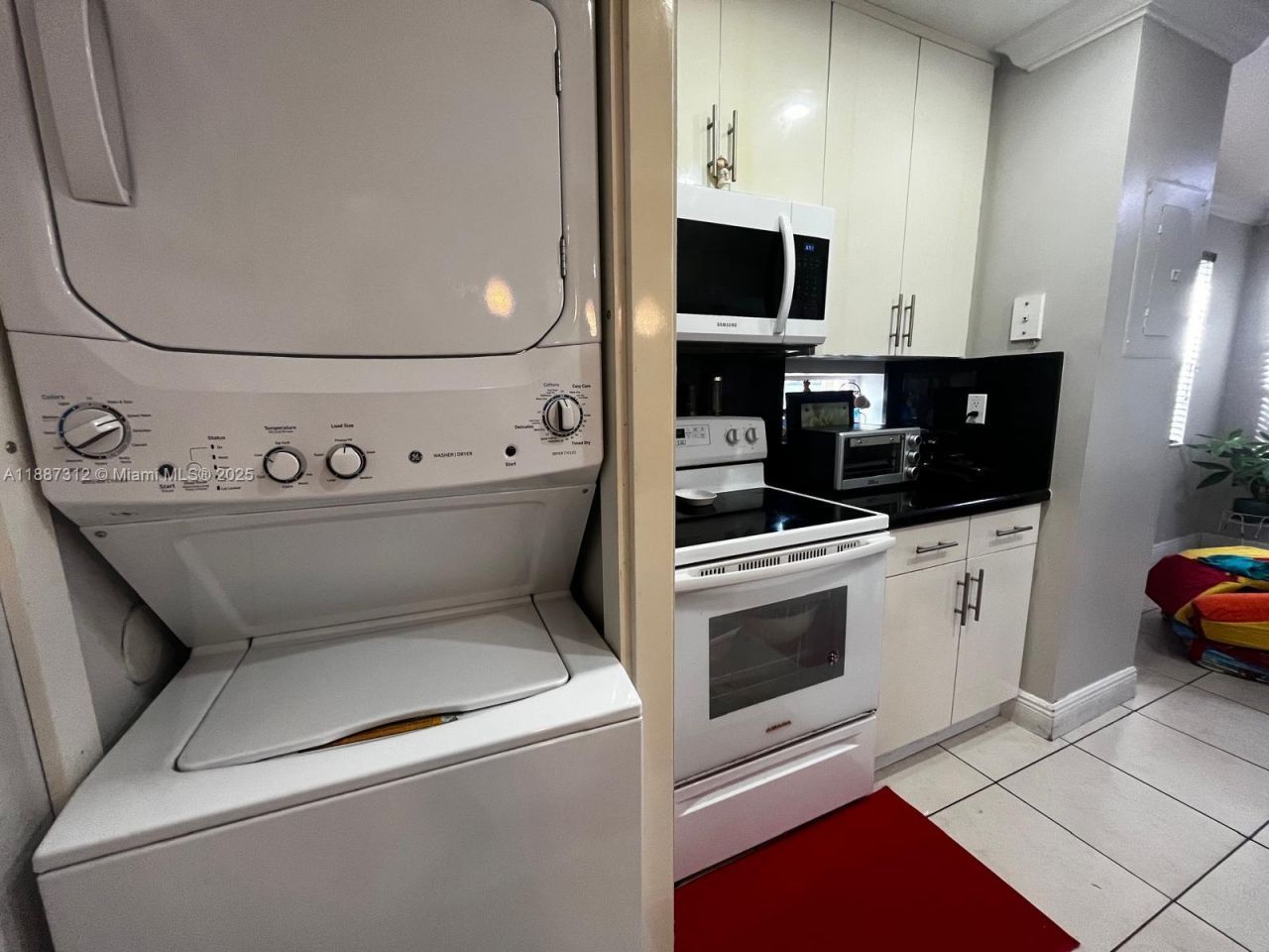 8842 SW 3rd St, Unit 105, Pembroke Pines, FL 33025 Photo