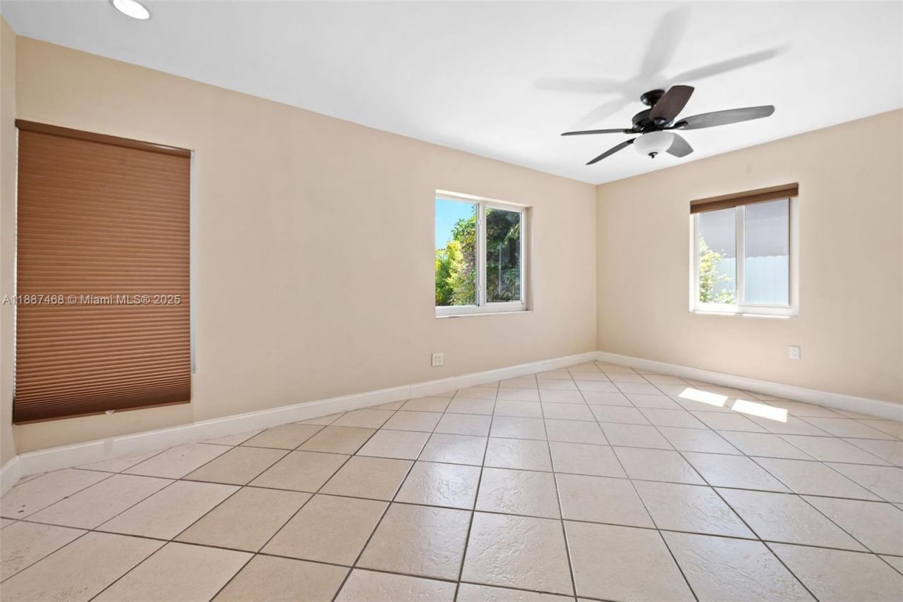 573 Palmetto Dr, Miami Springs, FL 33166 Photo