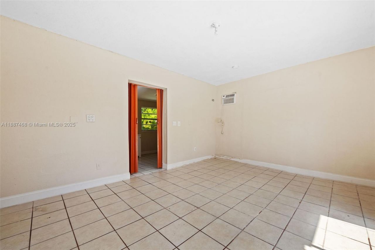 573 Palmetto Dr, Miami Springs, FL 33166 Photo