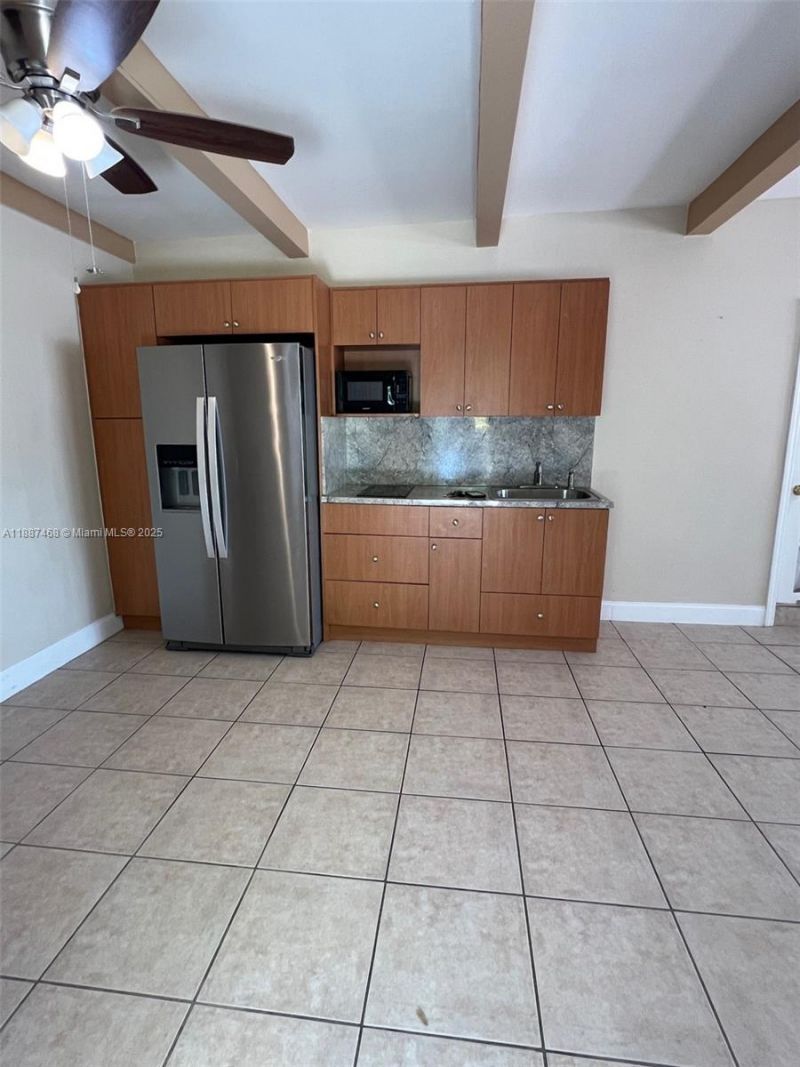 573 Palmetto Dr, Miami Springs, FL 33166 Photo