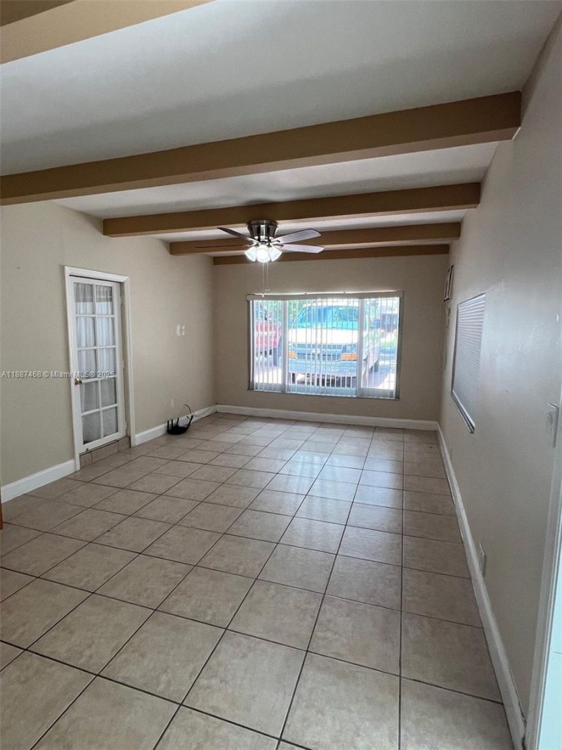 573 Palmetto Dr, Miami Springs, FL 33166 Photo