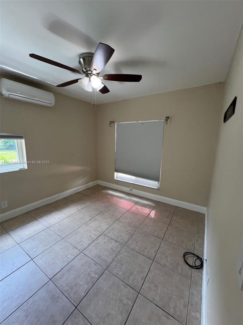 573 Palmetto Dr, Miami Springs, FL 33166 Photo