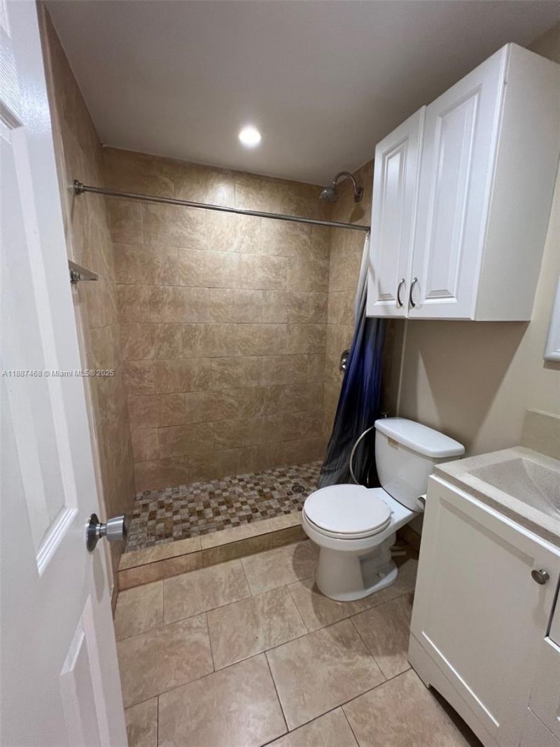 573 Palmetto Dr, Miami Springs, FL 33166 Photo