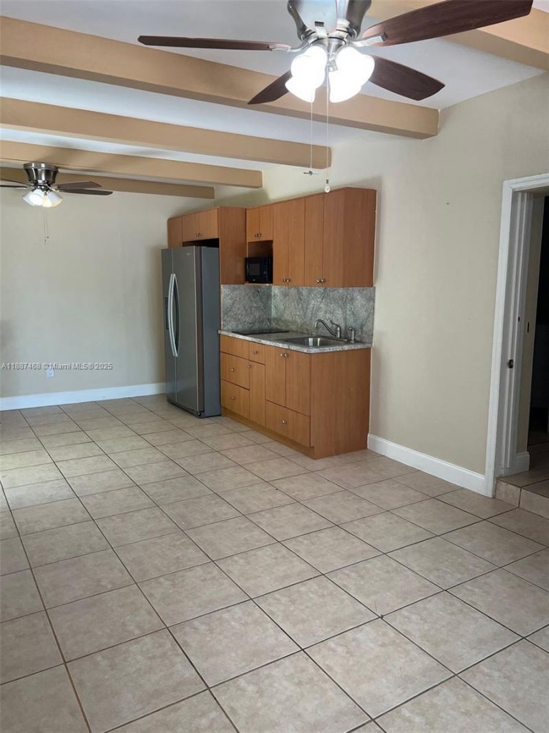 573 Palmetto Dr, Miami Springs, FL 33166 Photo