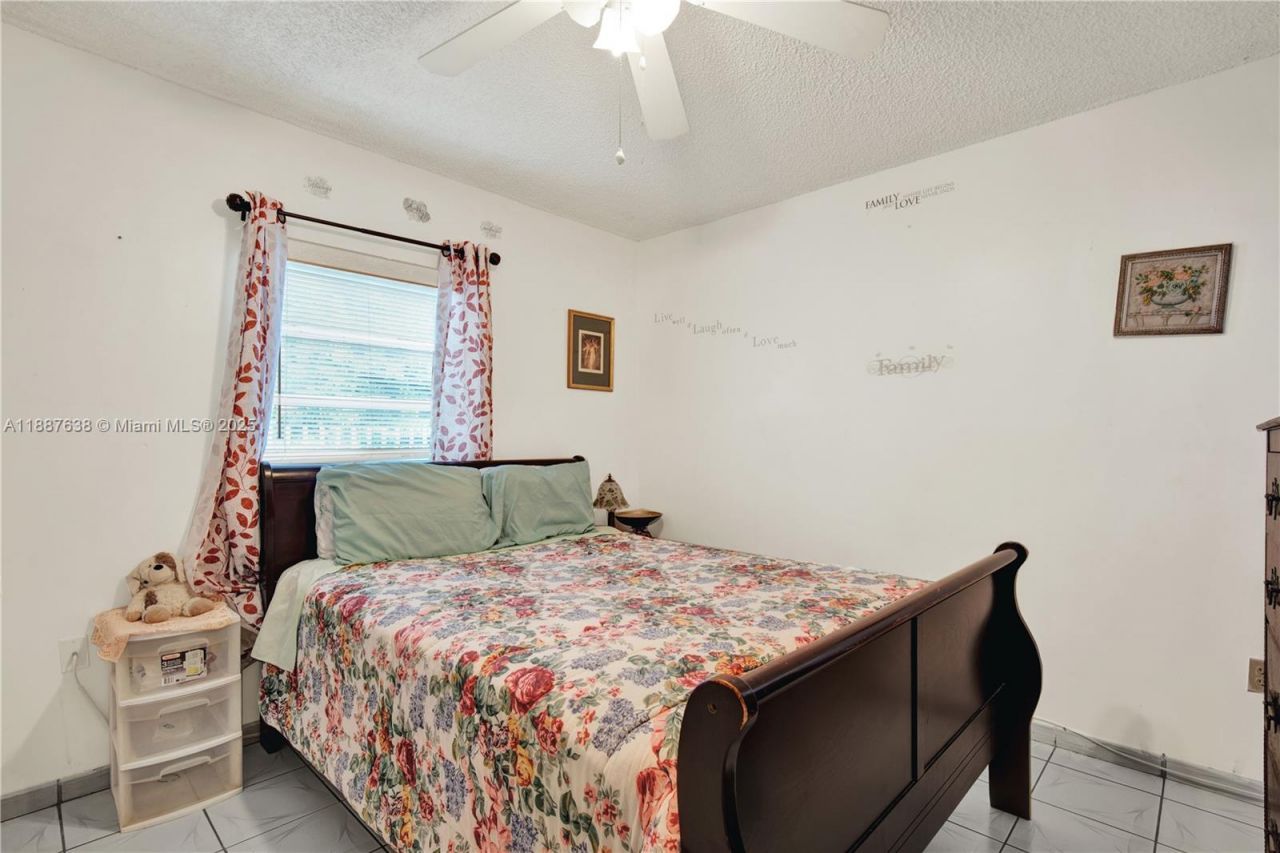 18690 Belview Dr, Cutler Bay, FL 33157 Photo