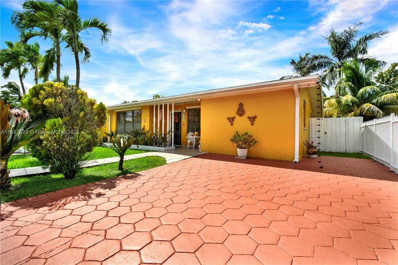 18690 Belview Dr, Cutler Bay, FL 33157 Photo