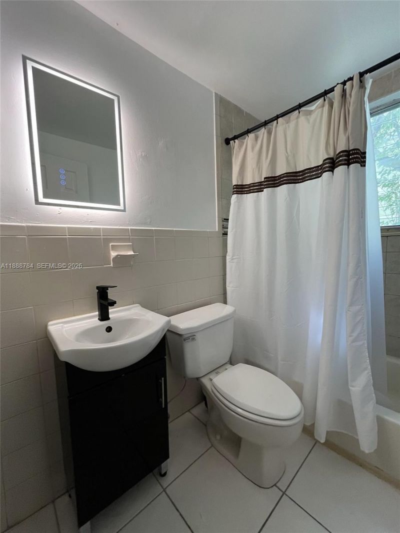 1027 Euclid Ave, Unit 5, Miami Beach, FL 33139 Photo