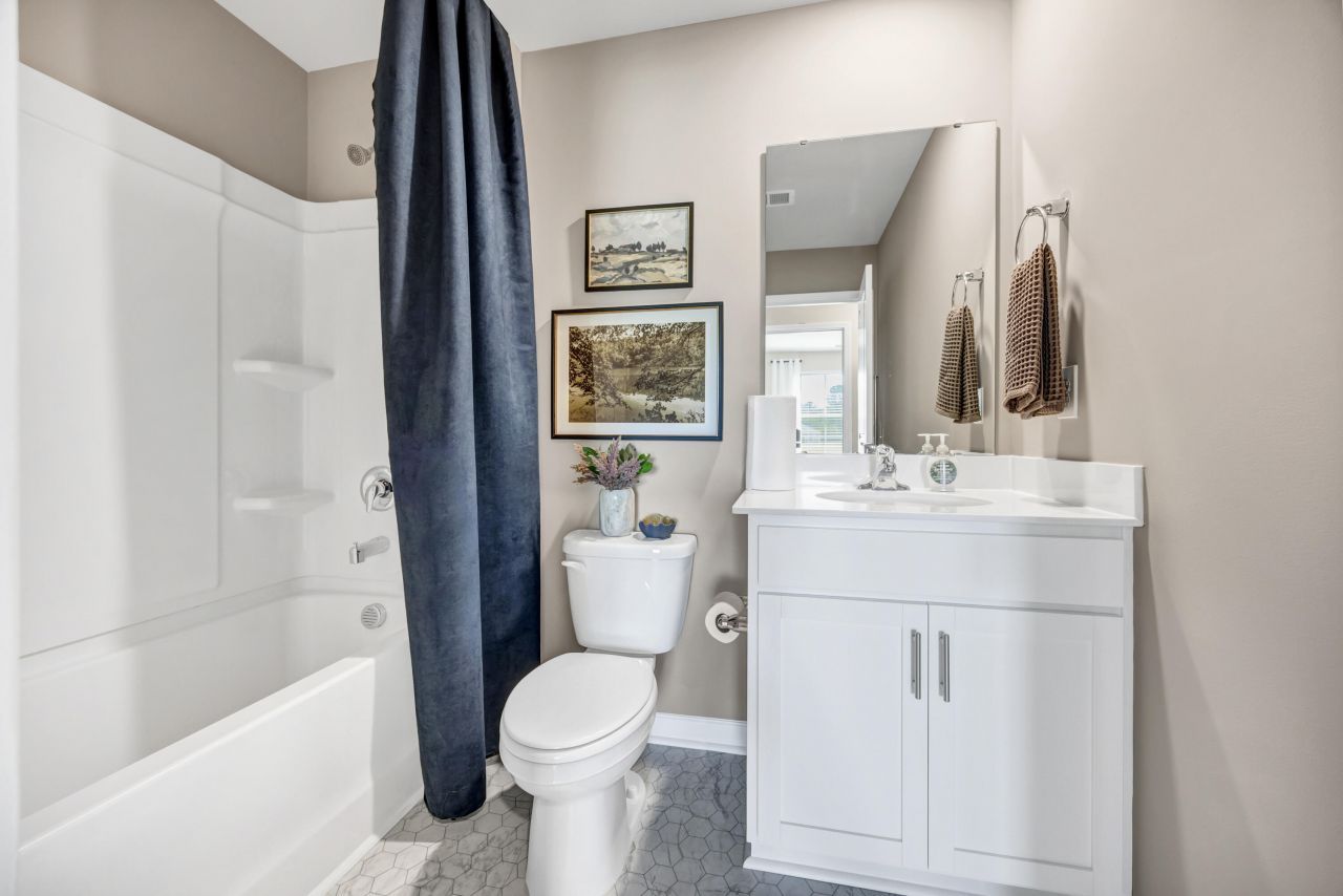 136 Stamford Road Photo 26