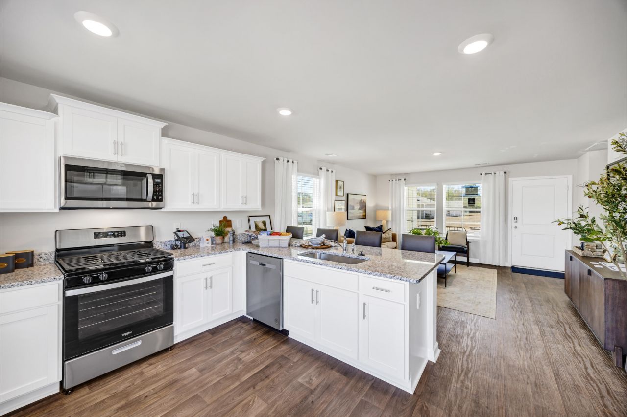 136 Stamford Road Photo 9