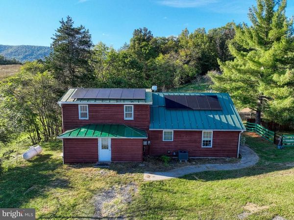 100 WOLFS LANE, FORT VALLEY, VA 22652