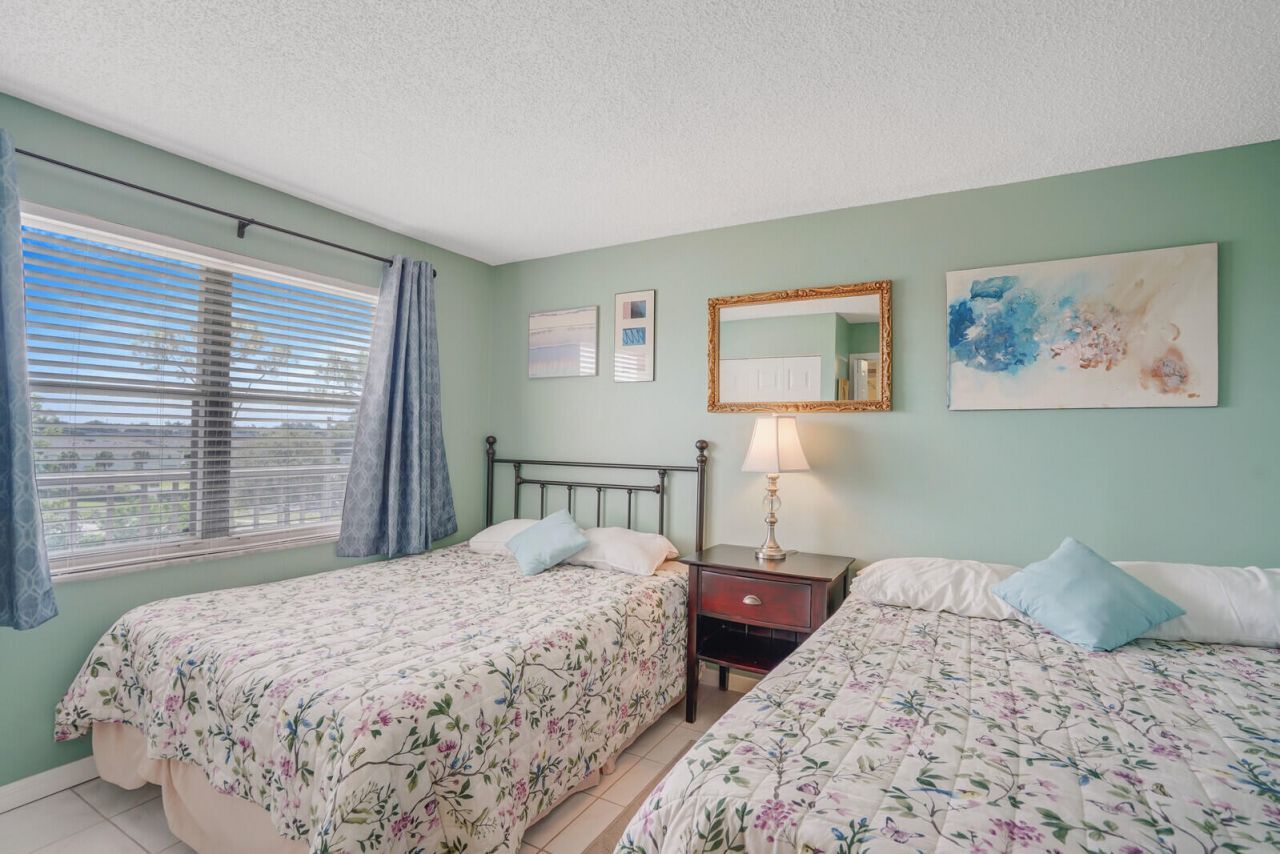 3959 Via Poinciana, Unit 503, Lake Worth, FL 33467 Photo