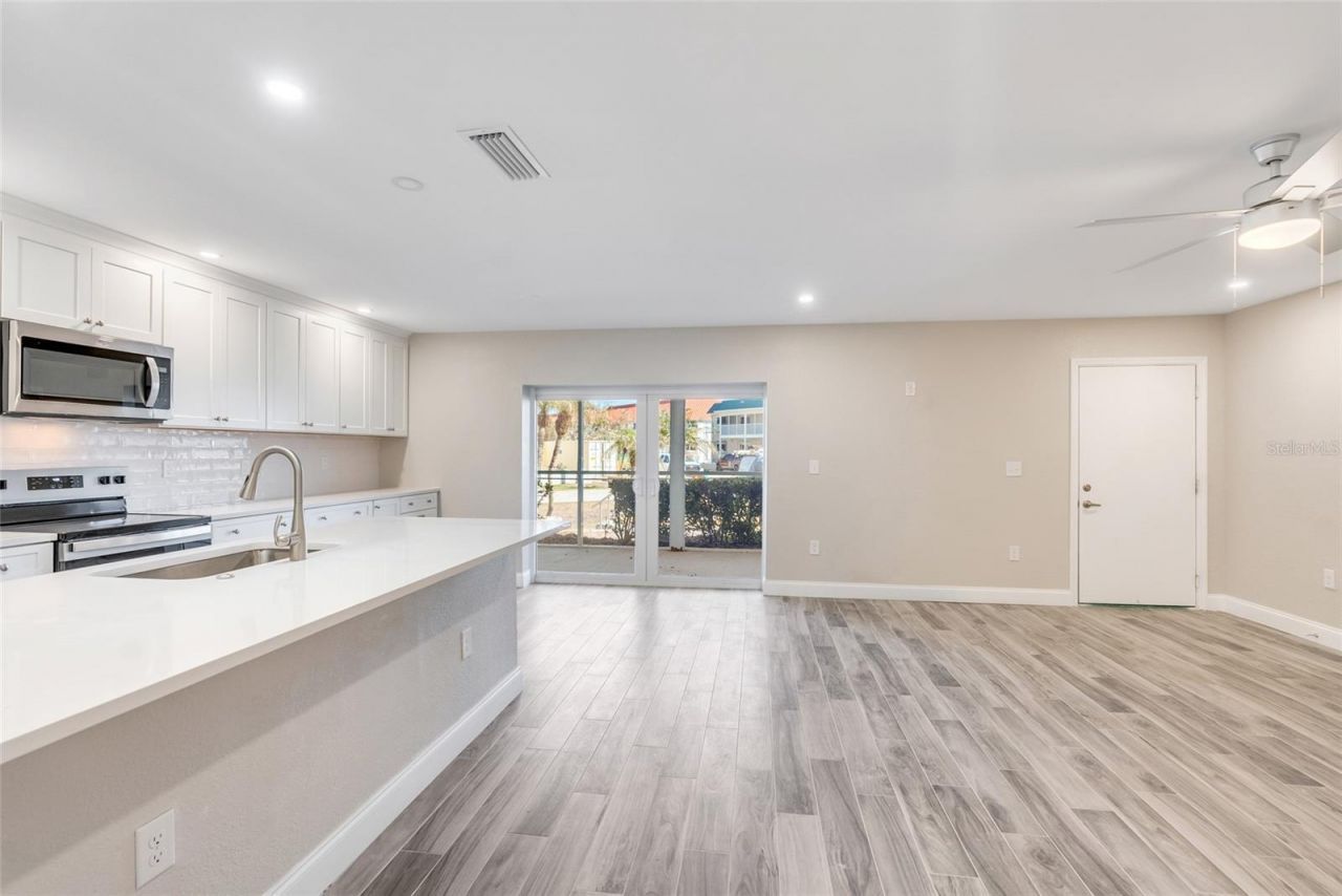 827 E Gulf Drive, Unit K2, Sanibel, FL 33957 Photo