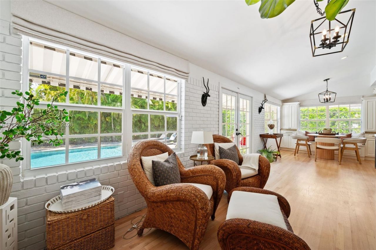 1314 Country Club Prado, Coral Gables, FL 33134 Photo