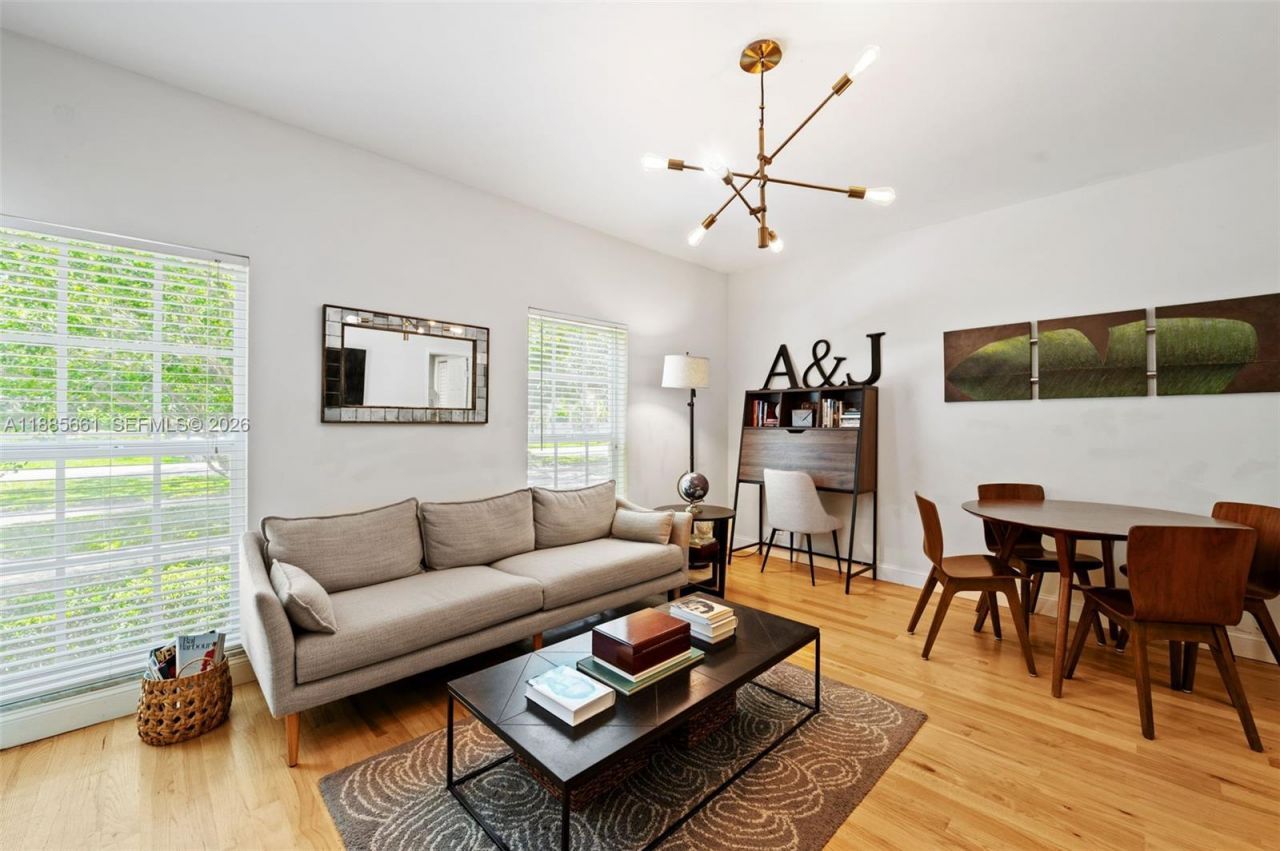 1314 Country Club Prado, Coral Gables, FL 33134 Photo