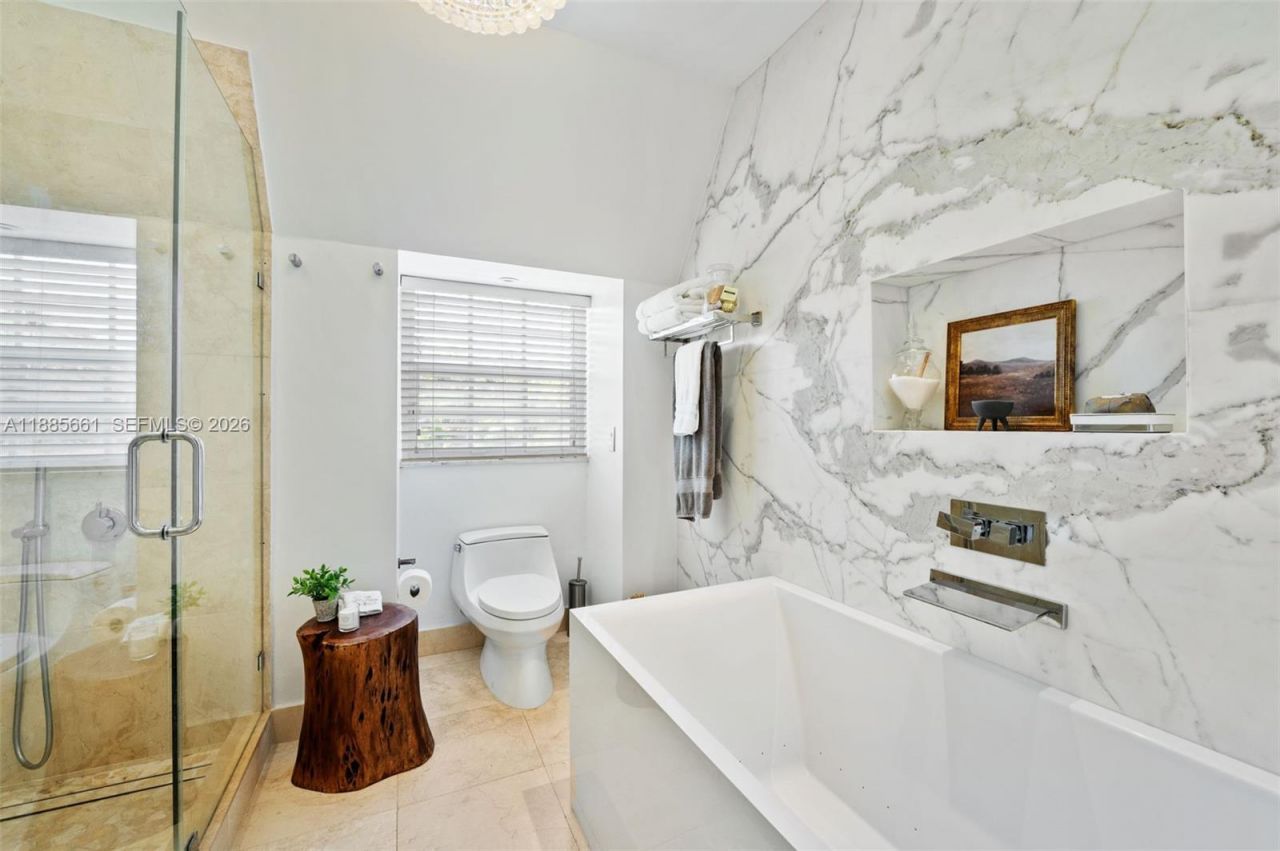 1314 Country Club Prado, Coral Gables, FL 33134 Photo