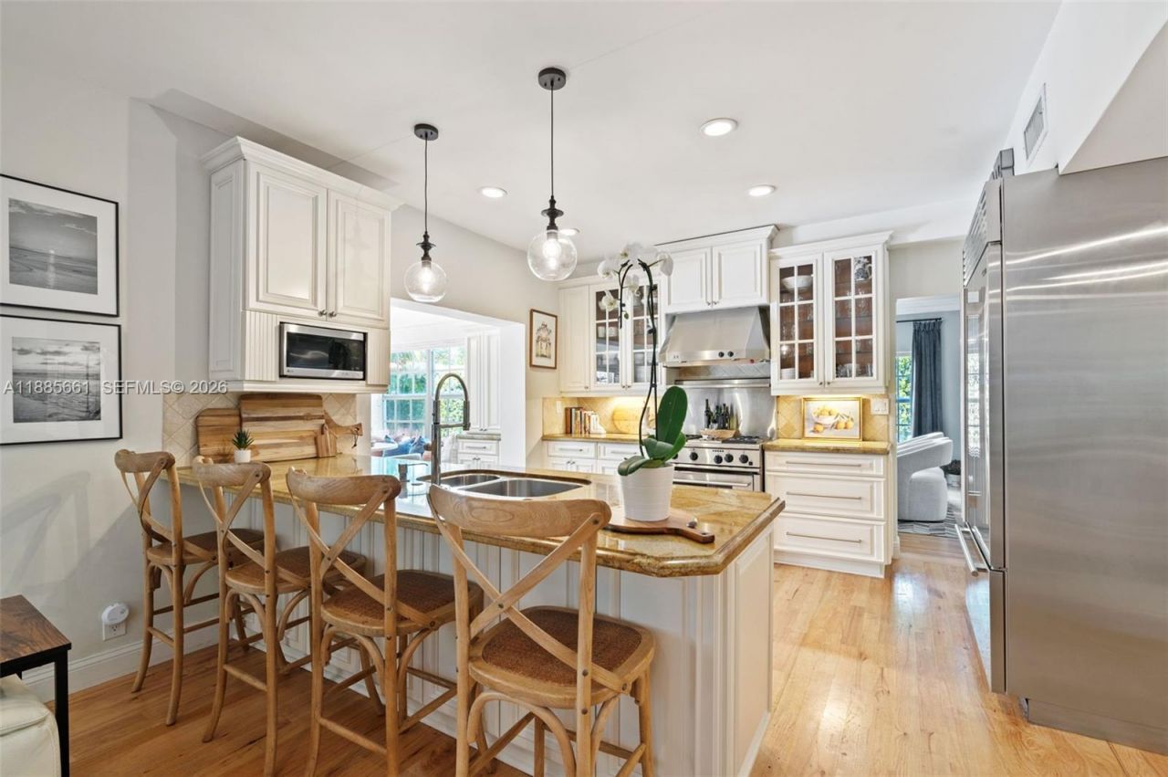 1314 Country Club Prado, Coral Gables, FL 33134 Photo