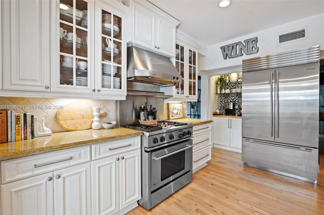 1314 Country Club Prado, Coral Gables, FL 33134 Photo