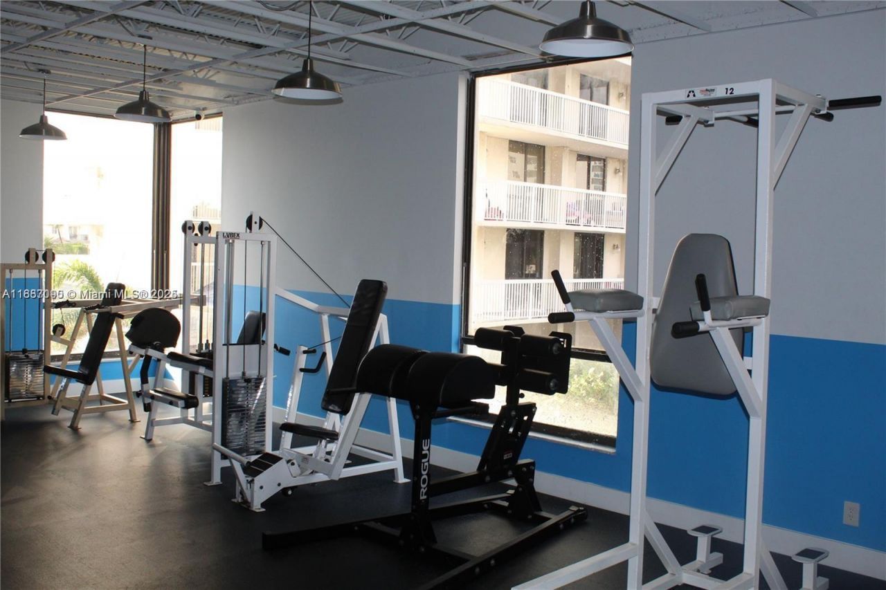 1500 S Ocean Dr, Unit A8, Hollywood, FL 33019 Photo