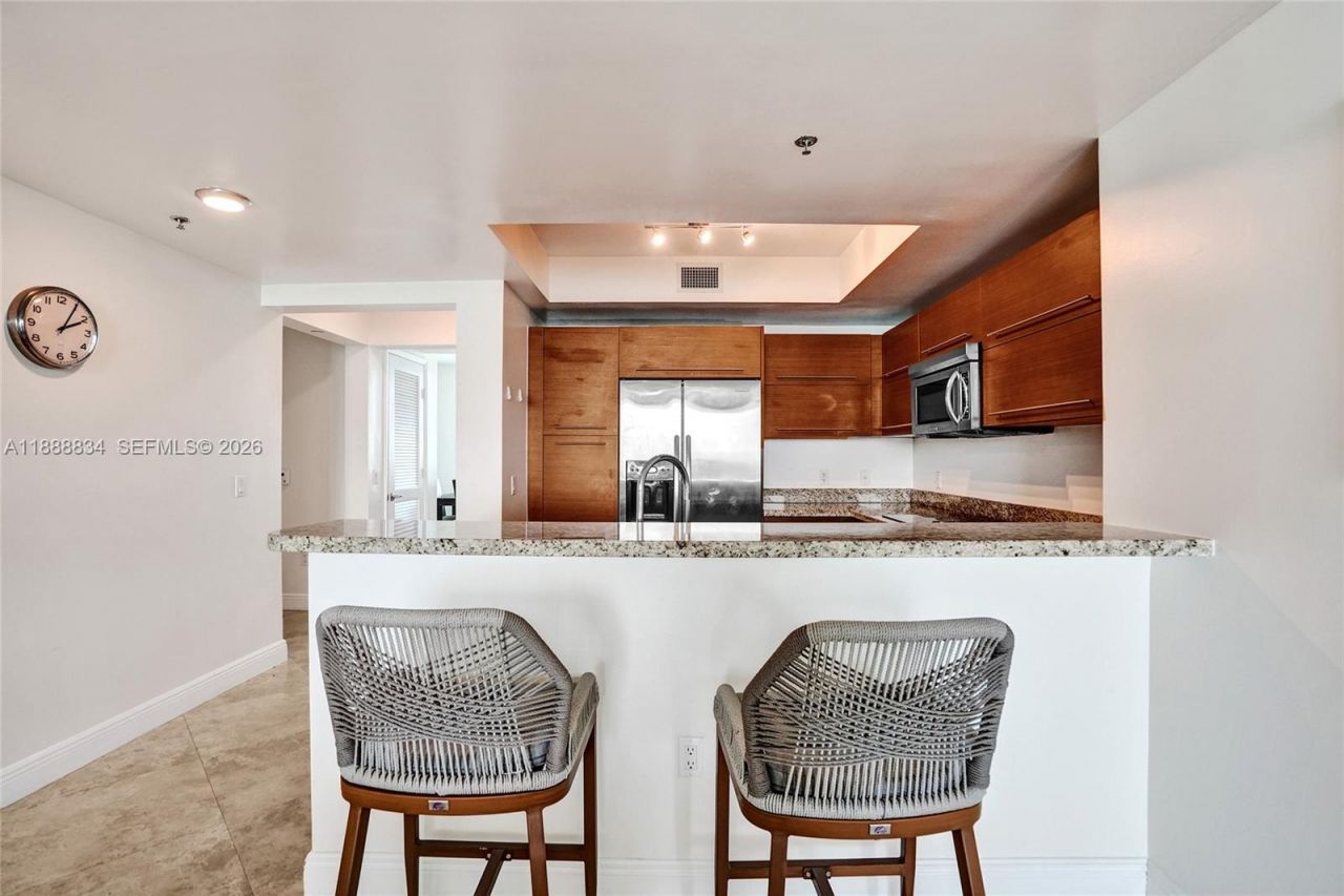 2681 N Flamingo Rd, Unit 605S, Sunrise, FL 33323 Photo