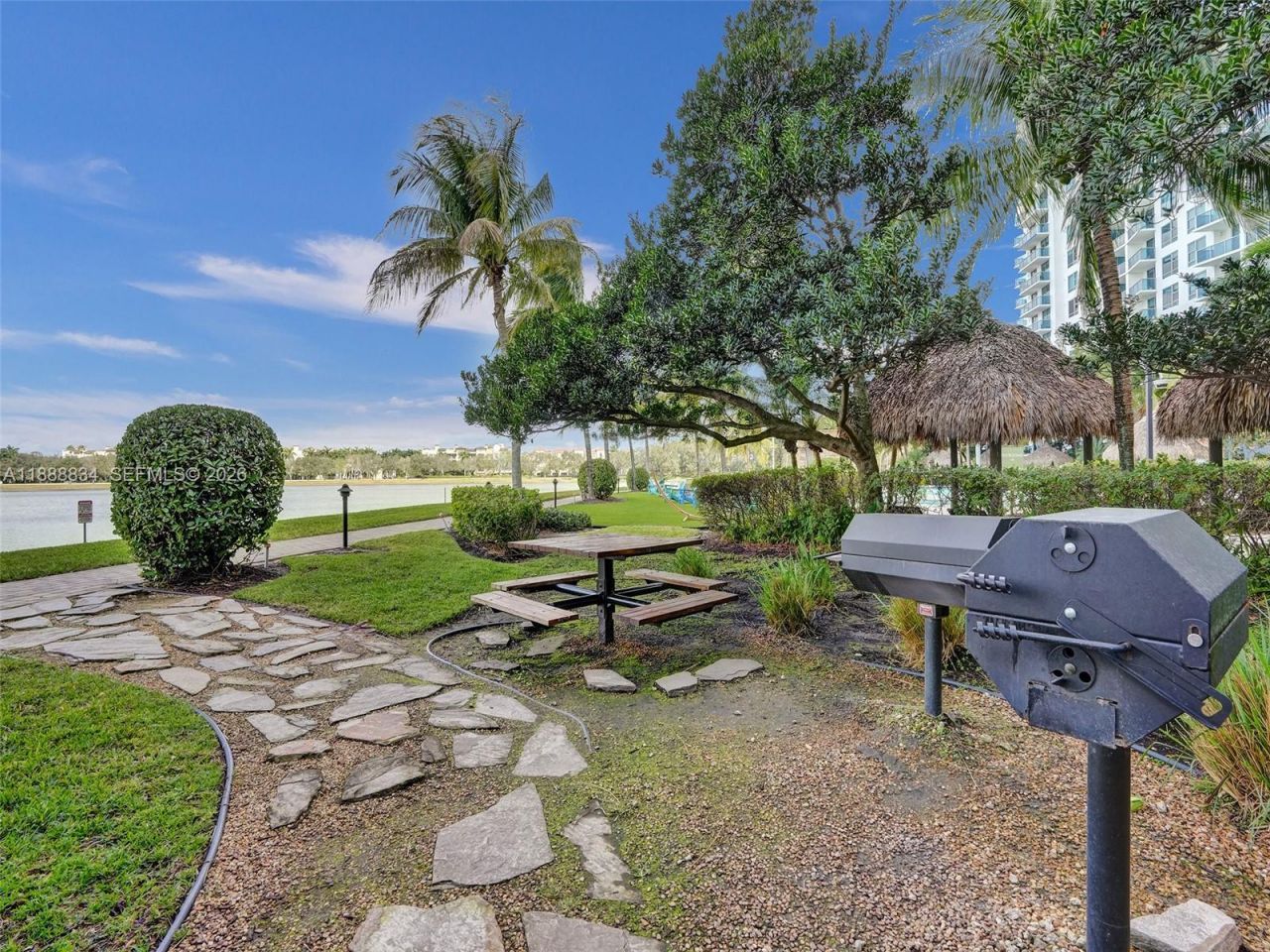 2681 N Flamingo Rd, Unit 605S, Sunrise, FL 33323 Photo